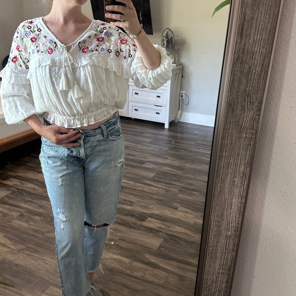 Mahila Embroidered Hera Peasant Top